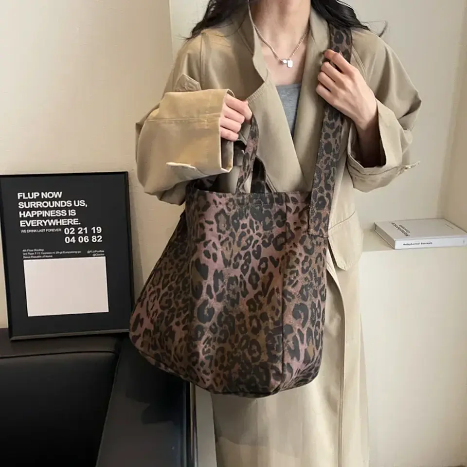 Leopard Design 2024 Korean Fashion Big Crossbody Bags for Women Travel Handbag Lady Shopper Shopping Shoulder Bag Bolsa Feminina 3