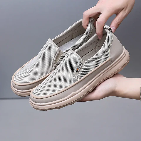 2025 new hot-selling men's casual shoes lightweight comfortable thick-soled anti-slip slip-on casual shoes free shipping