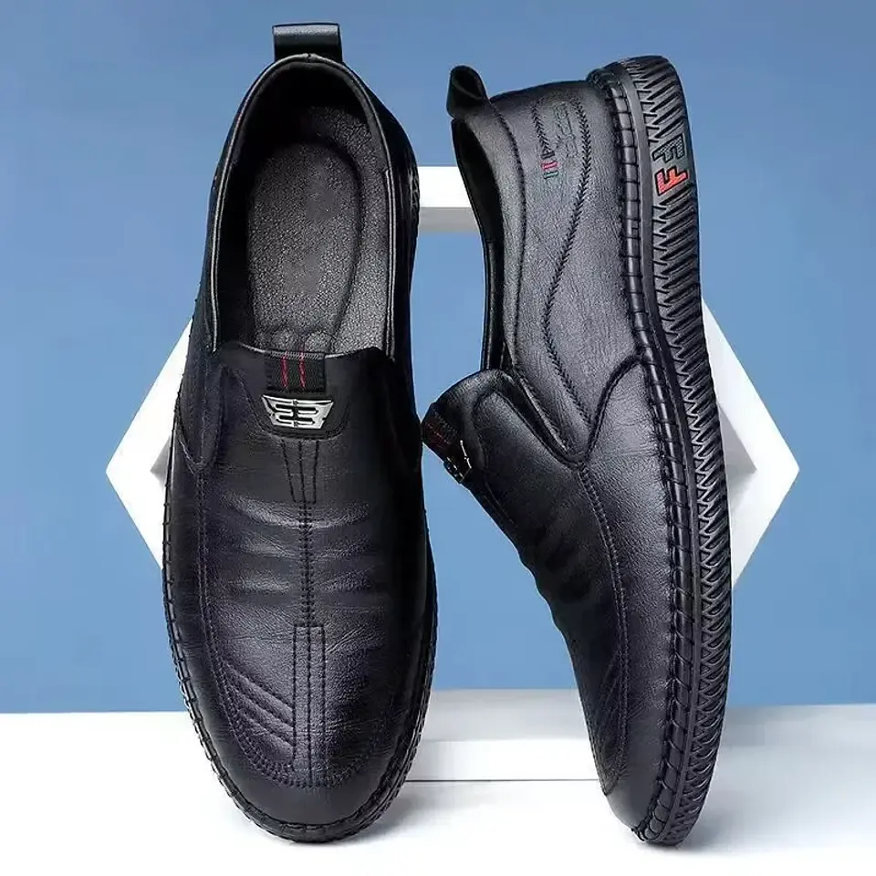 Fashion Men Business Shoes Mens Leather Loafers Luxury Brand Breathable Men Casual Shoes Slip on Male Boat Shoes Moccasins 2