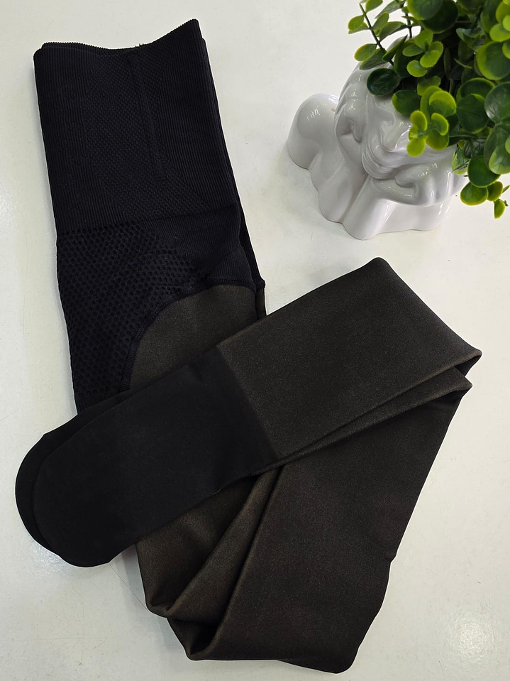 Panty efecto piel con faja 2