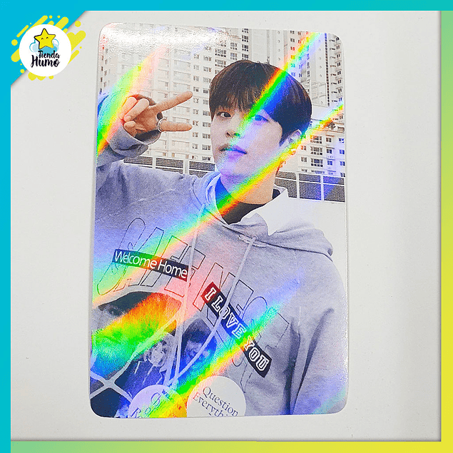 STRAY KIDS - CHRISTMAS EVEL WITHDRAMA EXCLUSIVE HOLOGRAM PHOTOCARD