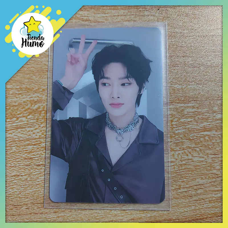 STRAY KIDS - ODDINARY PVC LUCKYDRAW ROUND 1 (Ver. B)