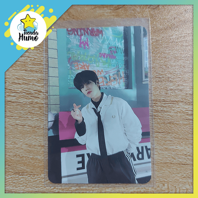 STRAY KIDS - ODDINARY HOTTRACK LIMITED PHOTOCARD