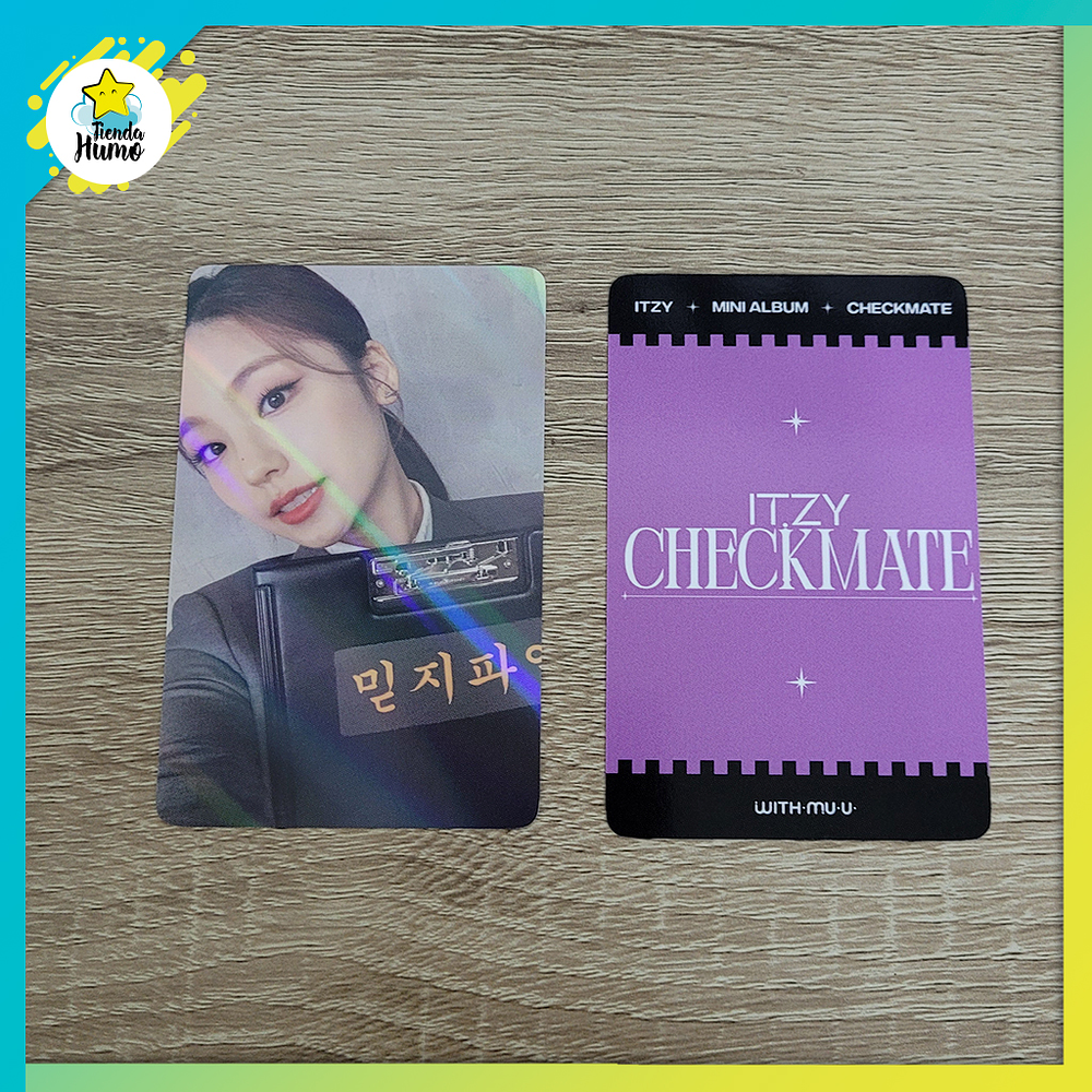 ITZY - CHECKMATE WITHMUU HOLOGRAM LIMITED PHOTOCARD (PINK CONCEPT)