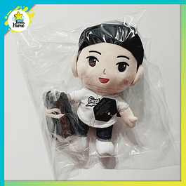 SEGUNDA SELECCIÓN EXO - OFFICIAL CHARACTER DOLL SUHO