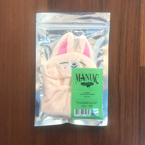 STRAY KIDS - SKZOO LIGHTSTICK CAPE (ALTERNATIVO)