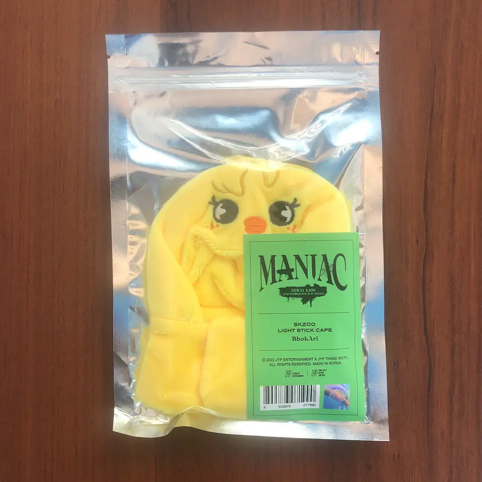 STRAY KIDS - SKZOO LIGHTSTICK CAPE (ALTERNATIVO) 4