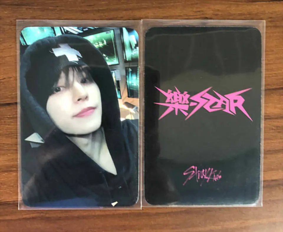 STRAY KIDS - ROCK-STAR APPLE MUSIC POB 7