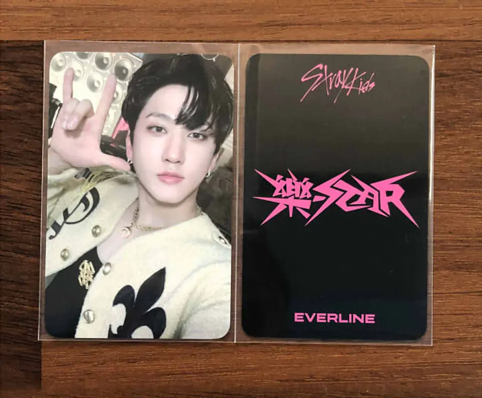 STRAY KIDS - ROCK-STAR EVERLINE POB 4