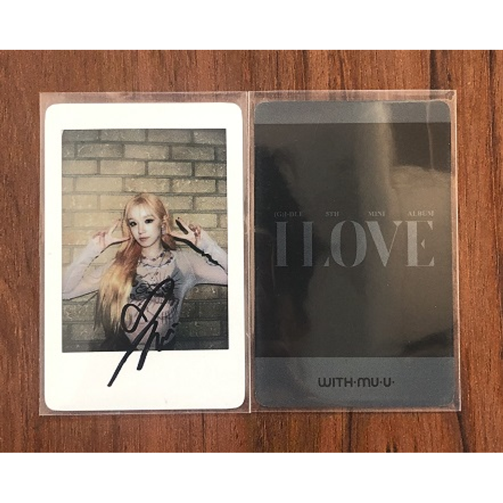 (G)I-DLE -  I LOVE SOUNDWAVE LUCKYDRAW POLAROID