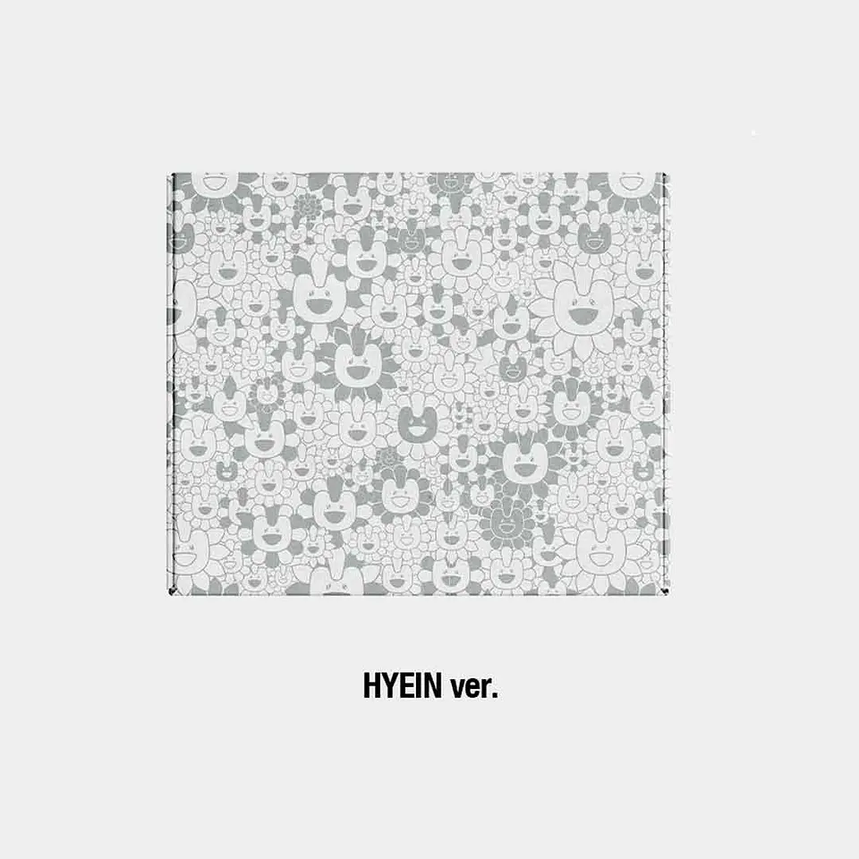 NEW JEANS - SUPERNATURAL NJ X MURAKAMI (CROSS BAG Ver.) 6