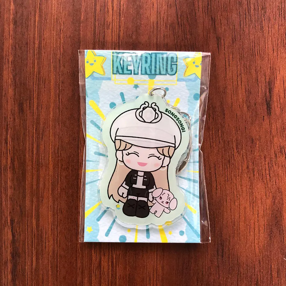 LLAVERO ACRÍLICO (G)I-DLE (ALTERNATIVOS) 5