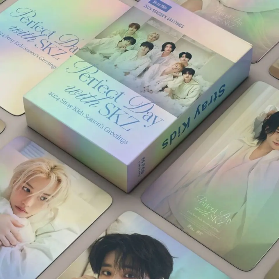 LOMOCARD STRAY KIDS - SEASON'S GREETINGS 2024 1