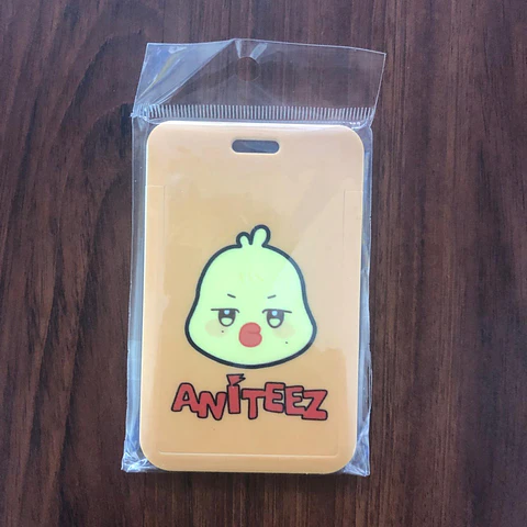 CARD HOLDER ANITEEZ ATEEZ (ALTERNATIVOS)