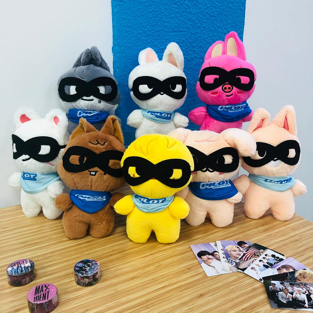 STRAY KIDS - PELUCHES SKZOO PILOT : FOR ★★★★★ 20CMS ALTERNATIVOS