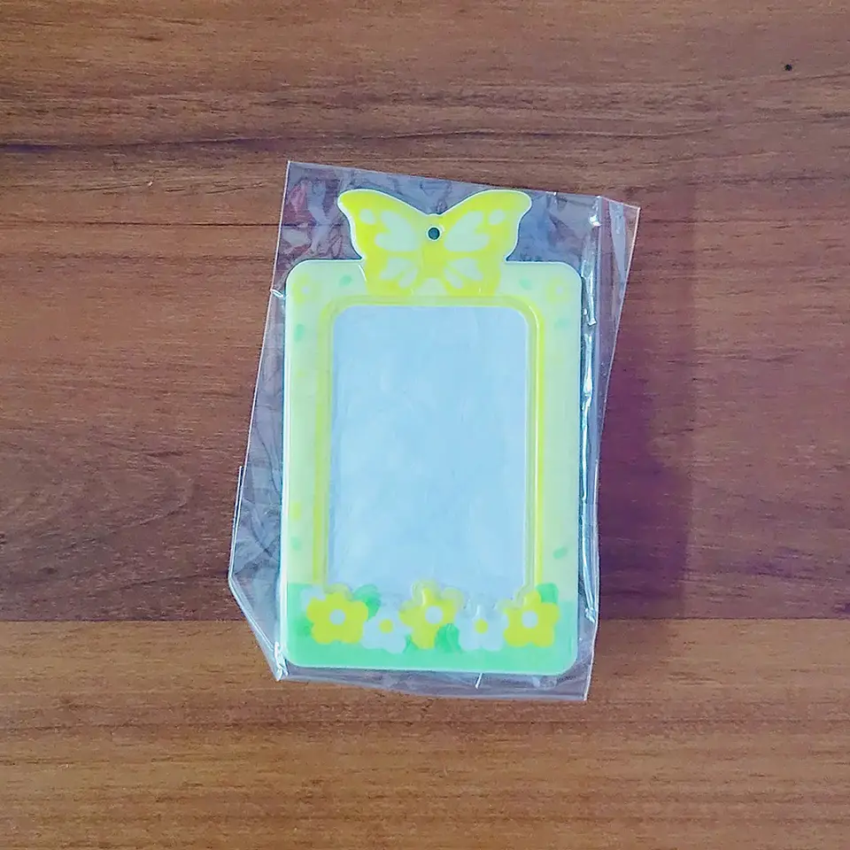 CARD HOLDER RIBBON 4