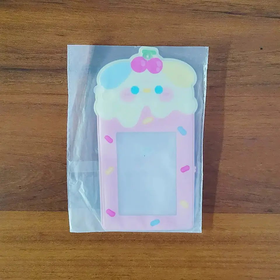 CARD HOLDER (ICE CREAM) 3