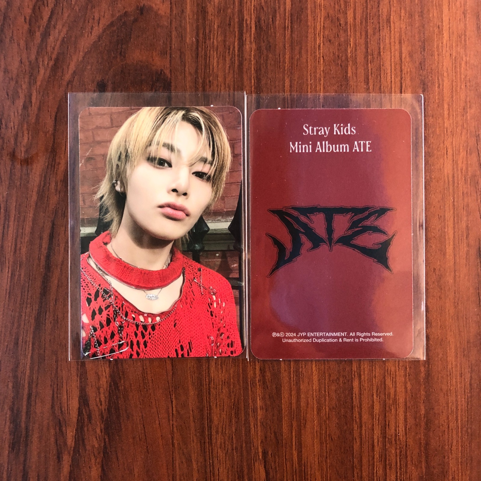 STRAY KIDS - ATE SOUNDWAVE LUCKYDRAW VER.1