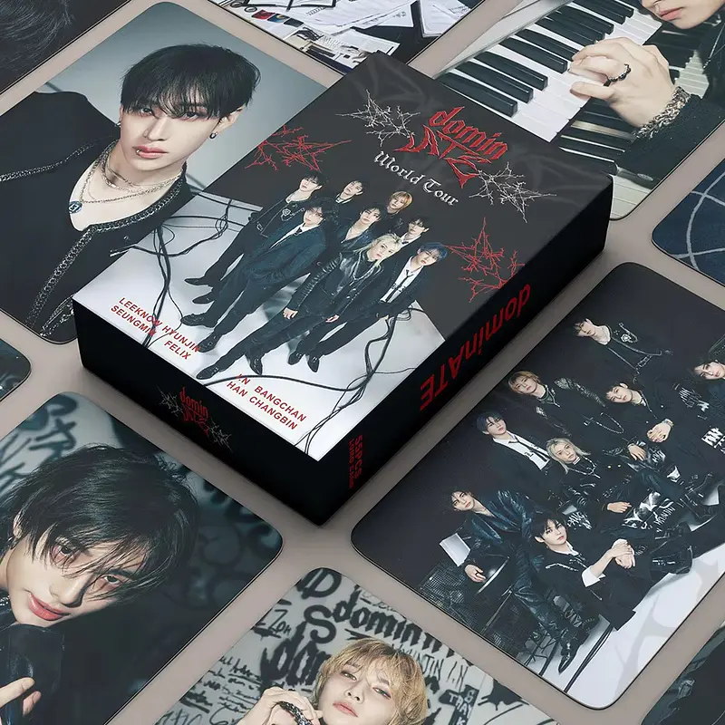 LOMOCARD STRAY KIDS - DOMINATE WORLD TOUR