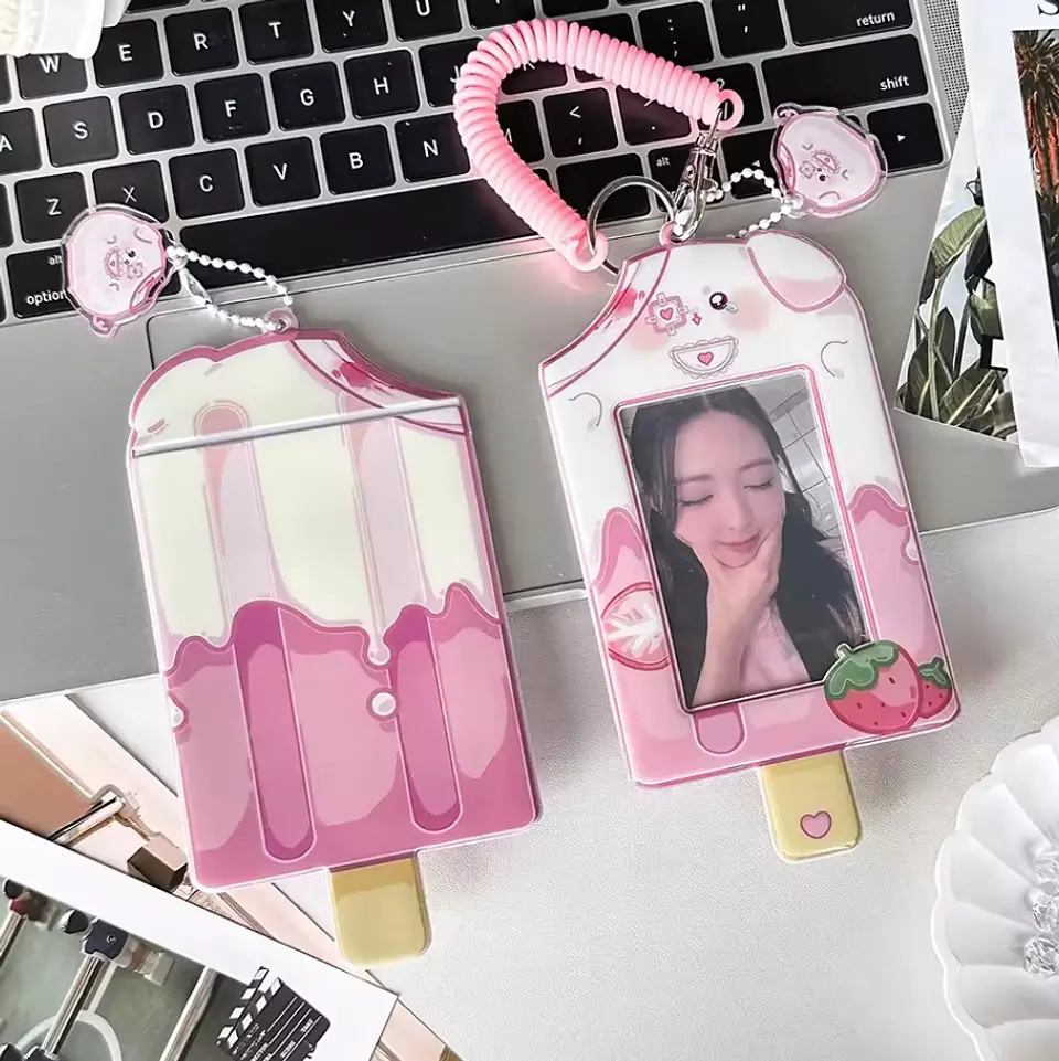 CARD HOLDER 