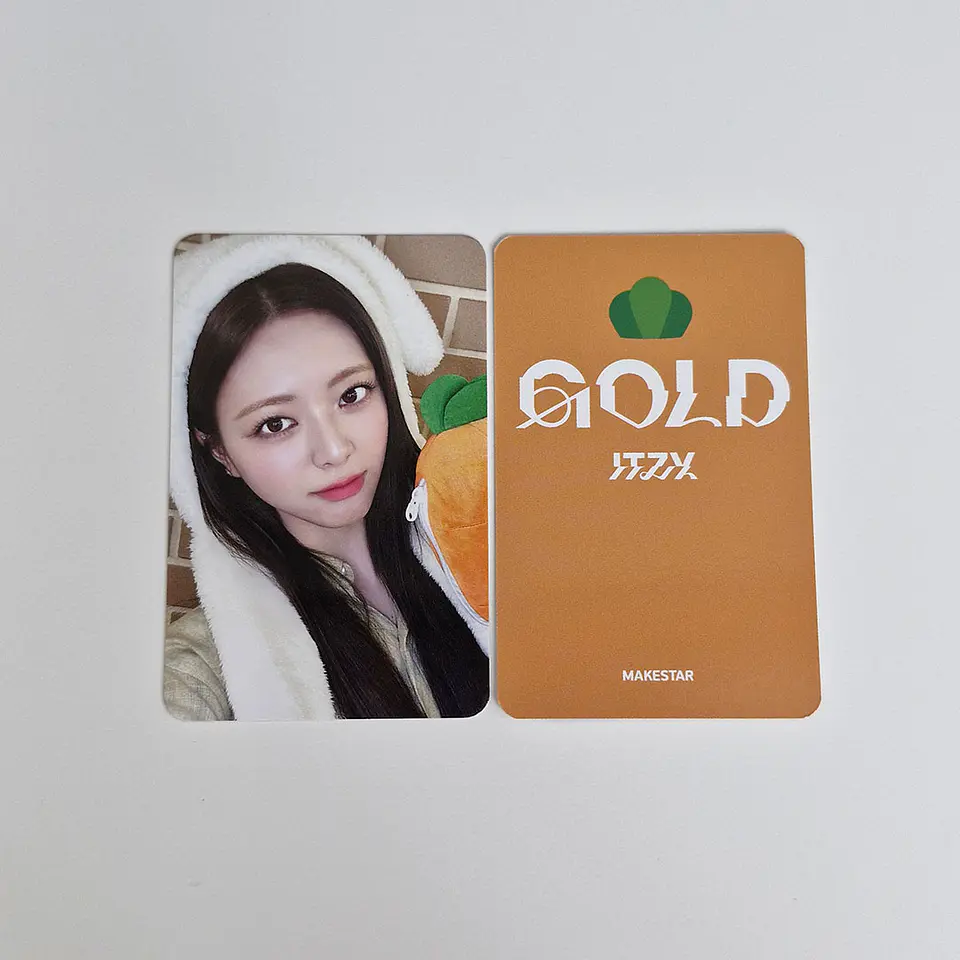 ITZY - GOLD MAKESTAR FANSIGN EVENT ROUND 11 4