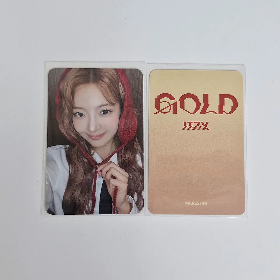 ITZY - GOLD MAKESTAR LUCKYDRAW 5