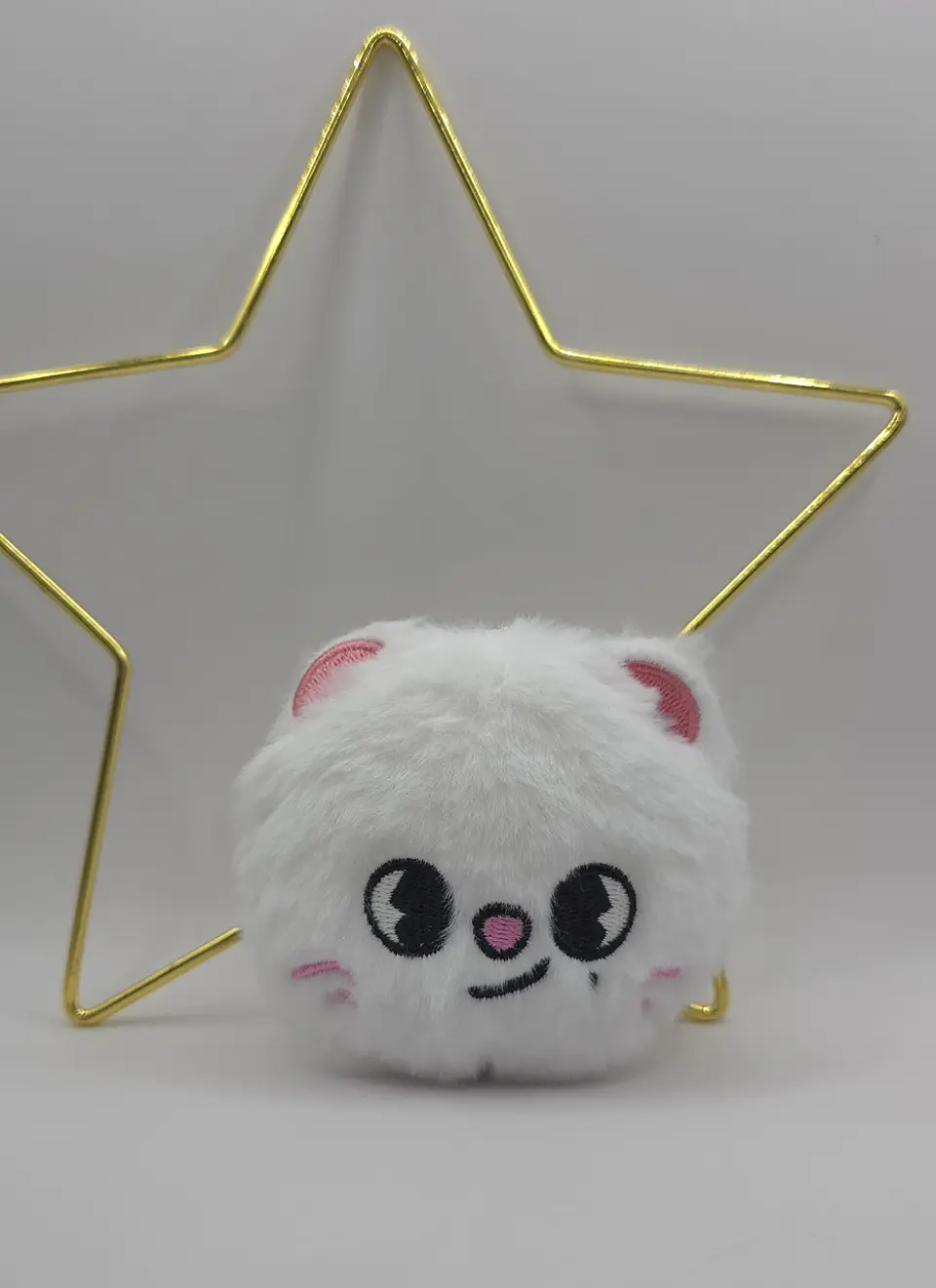 LLAVERO MONEDERO STRAY KIDS SKZOO (ALTERNATIVO) 4