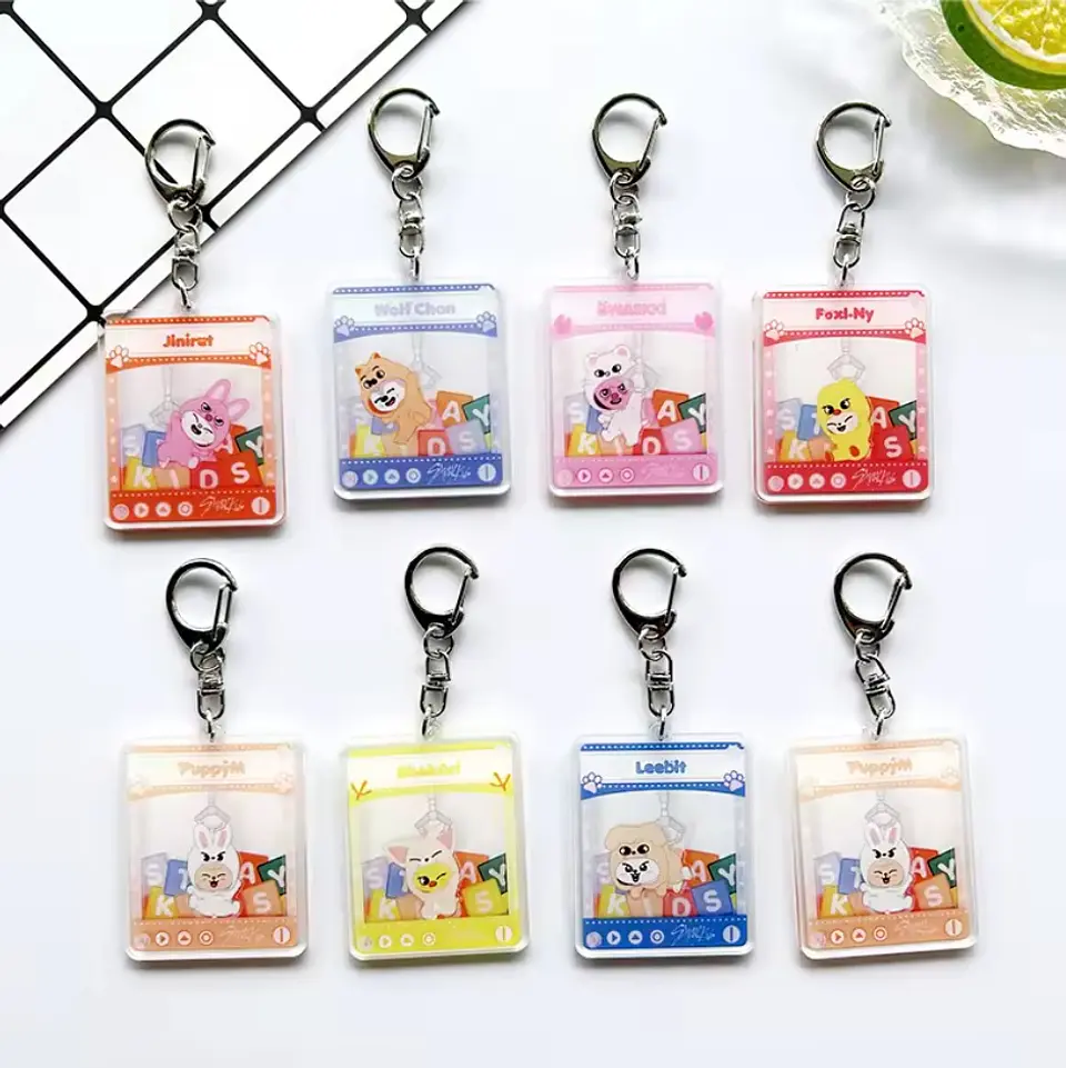 LLAVERO ACRILICO SKZOO 