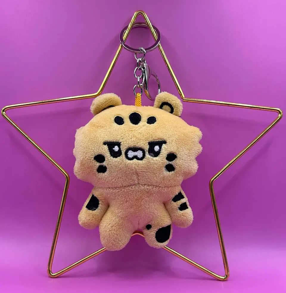 PLUSH KEYRING LE SSERAFIM FIM´S CLUB ALTERNATIVO 5