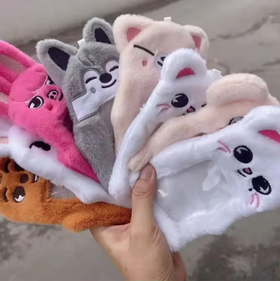 CARD HOLDER STRAY KIDS SKZOO PLUSH (ALTERNATIVO) 1