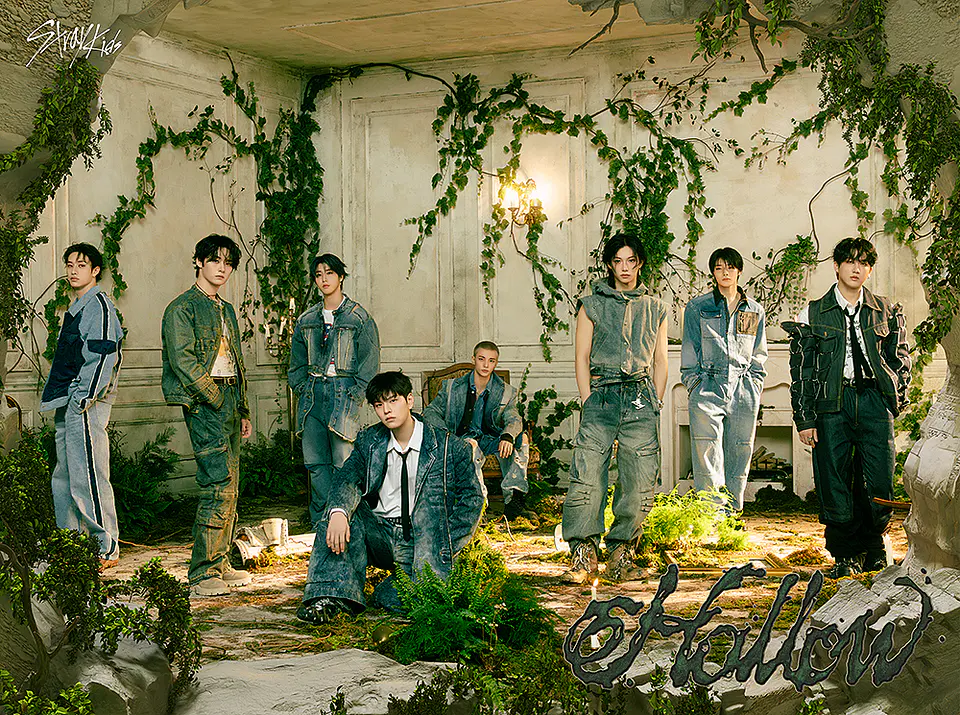 STRAY KIDS - 3RD JAPAN MINI ALBUM (HOLLOW) 3