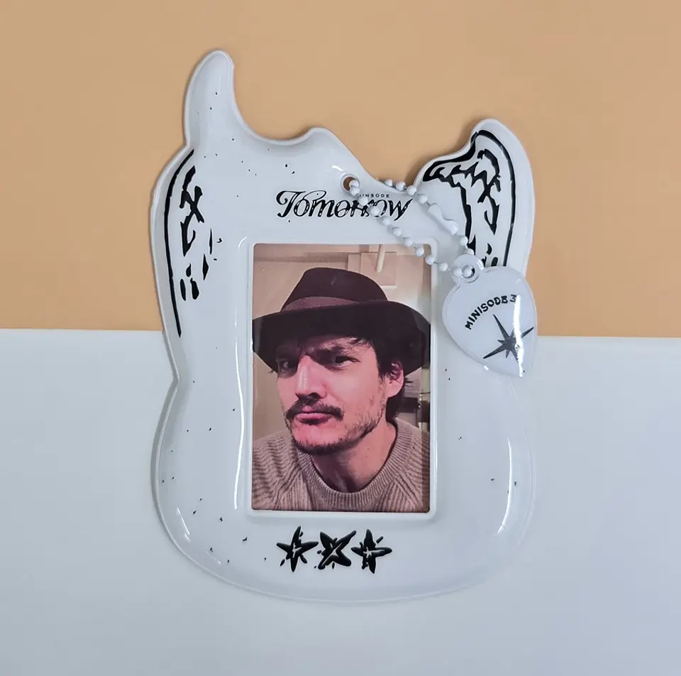 CARD HOLDER TXT TOMORROW PVC (ALTERNATIVO) 2