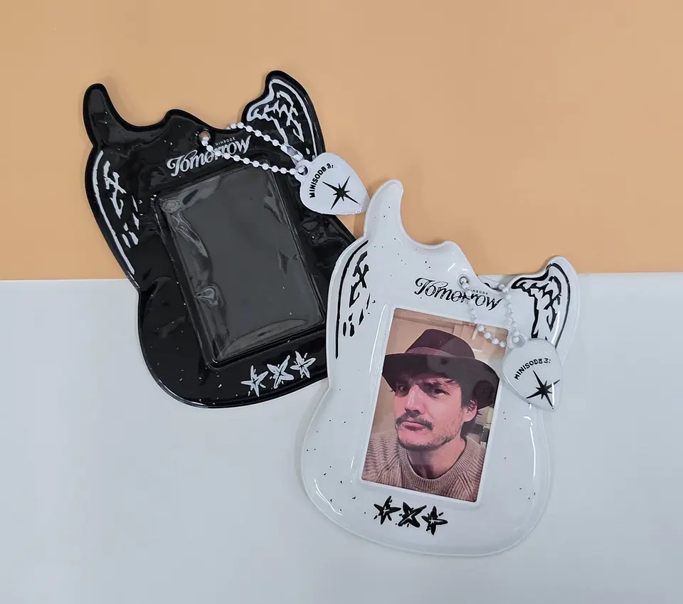 CARD HOLDER TXT TOMORROW PVC (ALTERNATIVO) 1