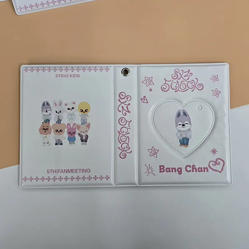 BINDER 1 ESPACIO STRAY KIDS SKZOO 5CLOCK 3