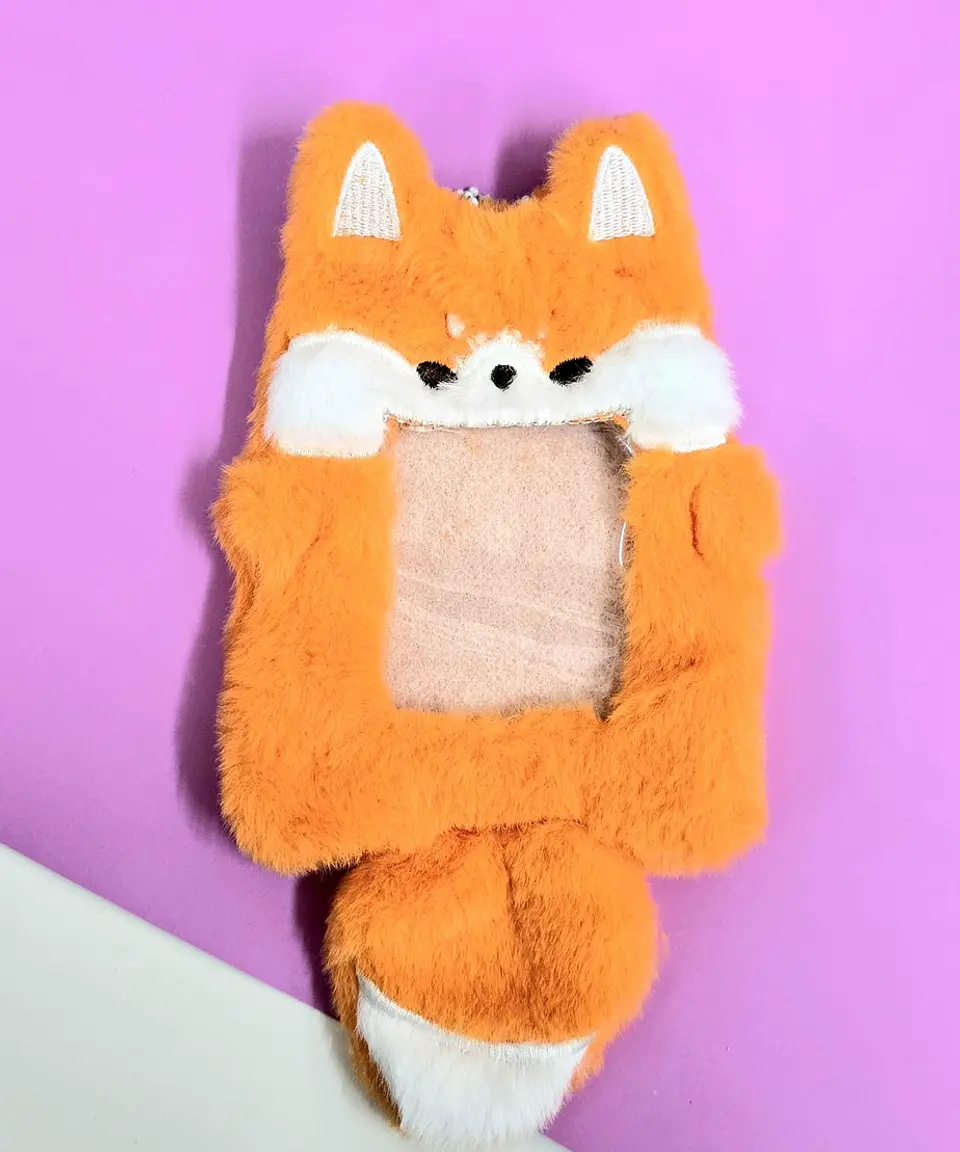CARD HOLDER  