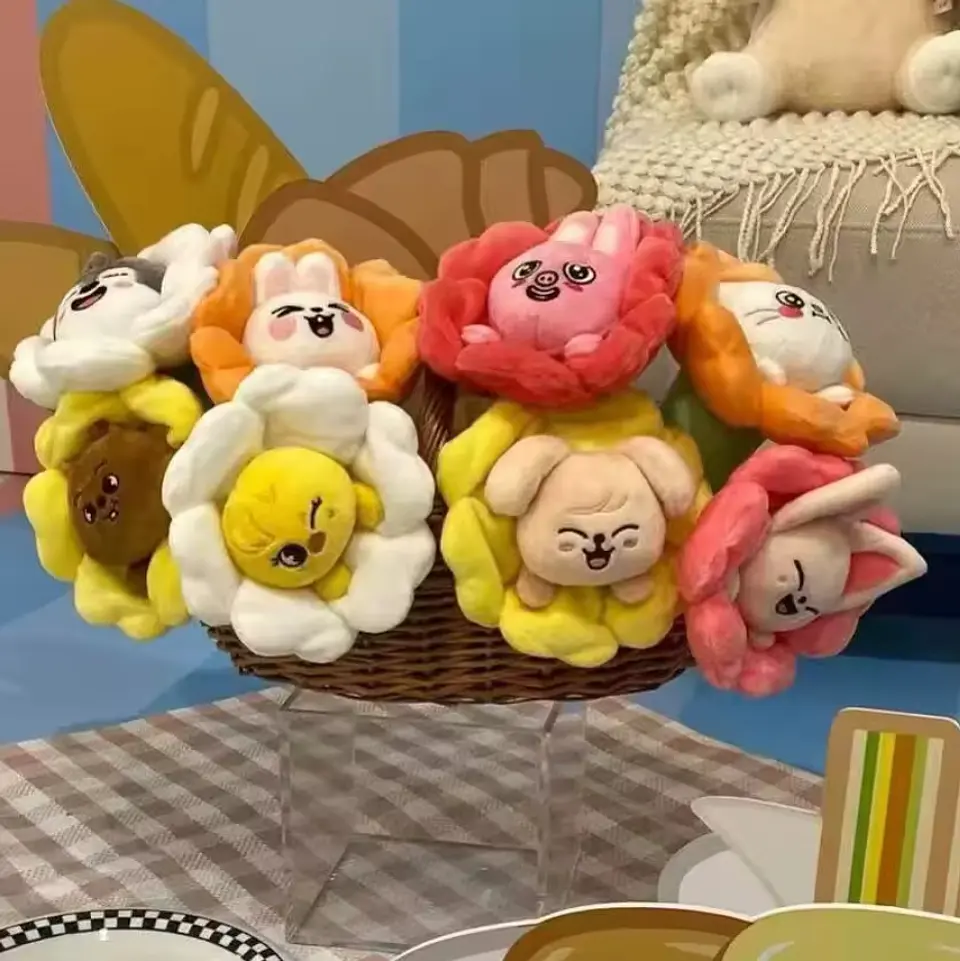 PENCIL CASE PLUSH SKZOO - FLOWER ALTERNATIVO 1