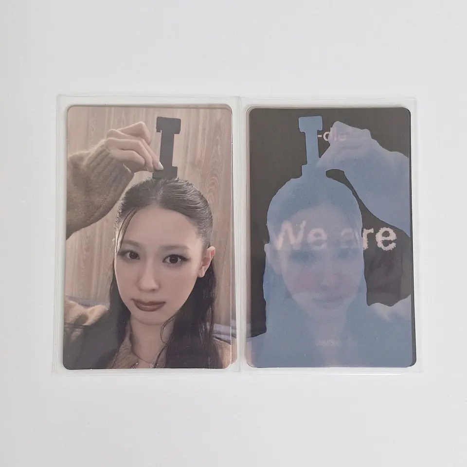 I-DLE - WE ARE WEVERSE SHOP POB  2