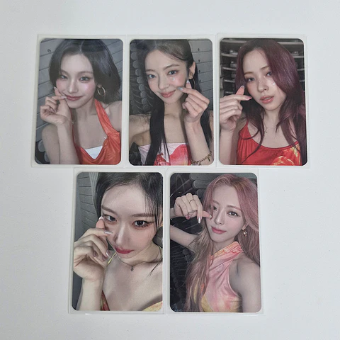 ITZY - GIRLS WILL BE GIRLS SOUNDWAVE SPECIAL PHOTOCARD