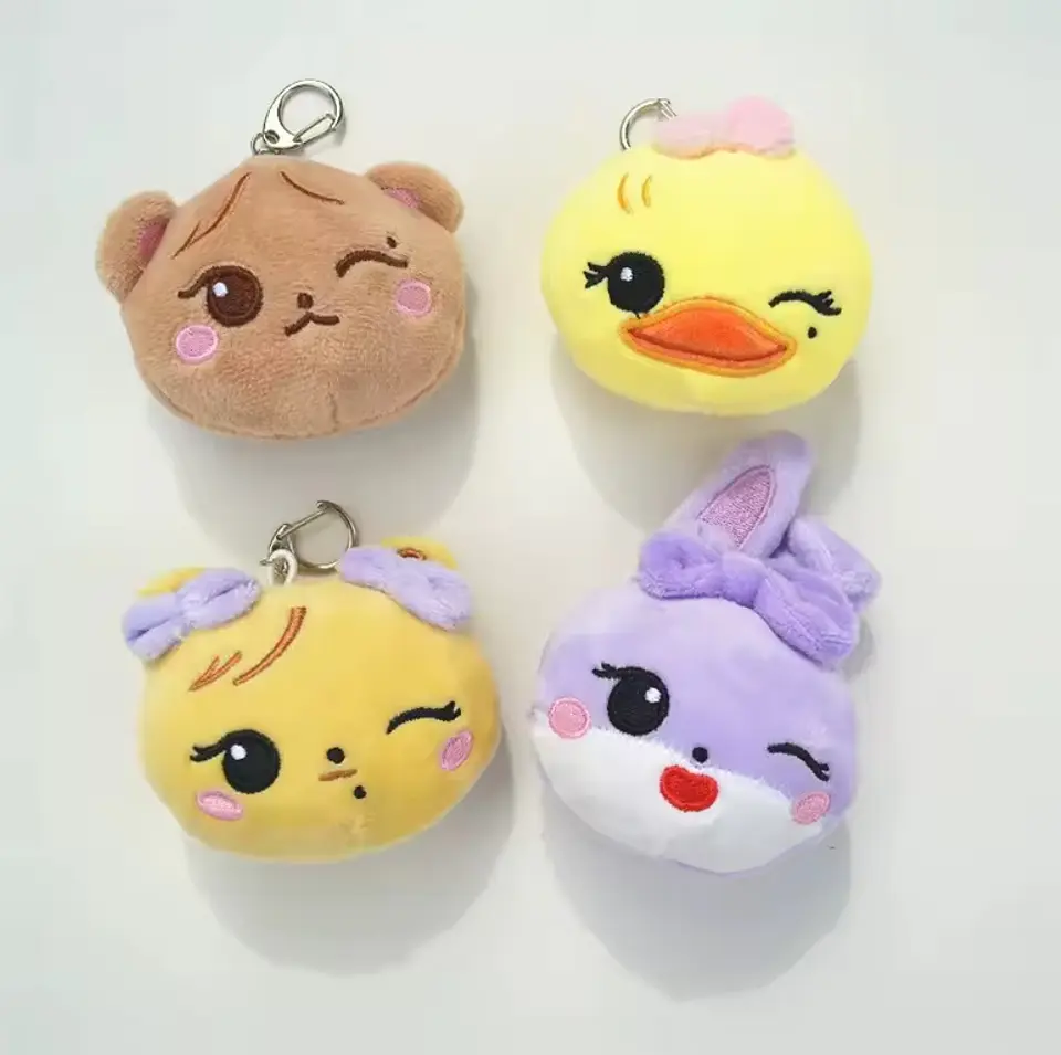 PLUSH KEYRING BLACK PINK HEAD ALTERNATIVO 1