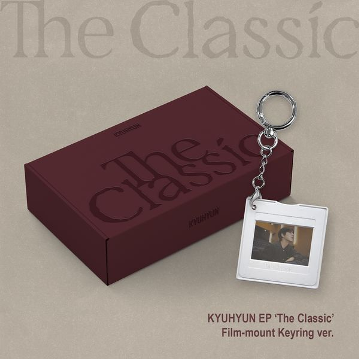 (PRE-VENTA) SUPER JUNIOR KYUHYUN - THE CLASSIC (FILM-MOUNT KEYRING Ver.)
