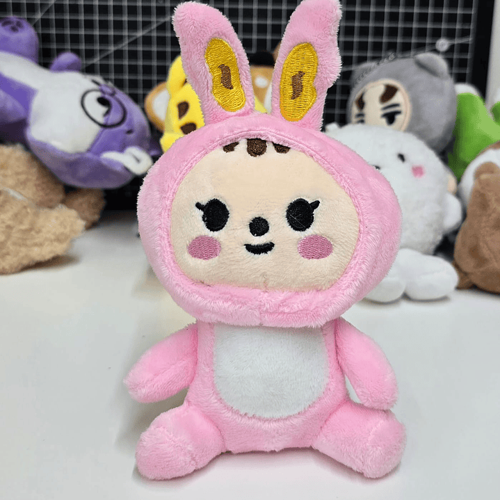 PLUSH KEYRING SEVENTEEN MINITEEN 8