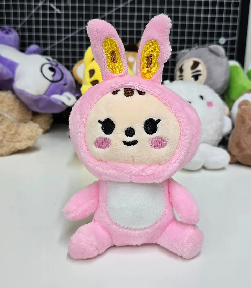 PLUSH KEYRING SEVENTEEN MINITEEN 8