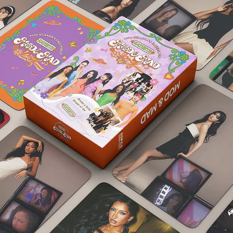 LOMOCARD KATSEYE - MOD & MAD SEASON´S GREETINGS 2026