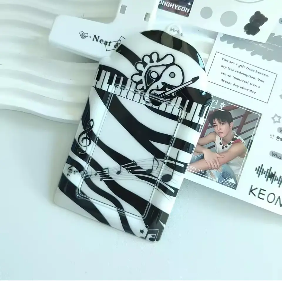 CARD HOLDER PVC CORTIS 3