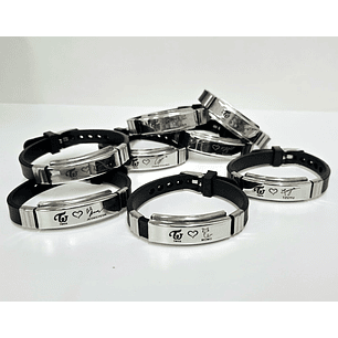 PULSERA SILICONA TWICE 