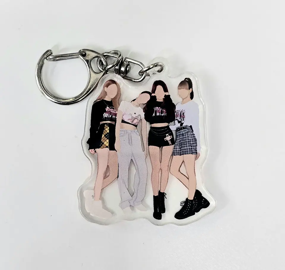 LLAVERO ACRILICO BLACKPINK ILUSTRACIÓN 9