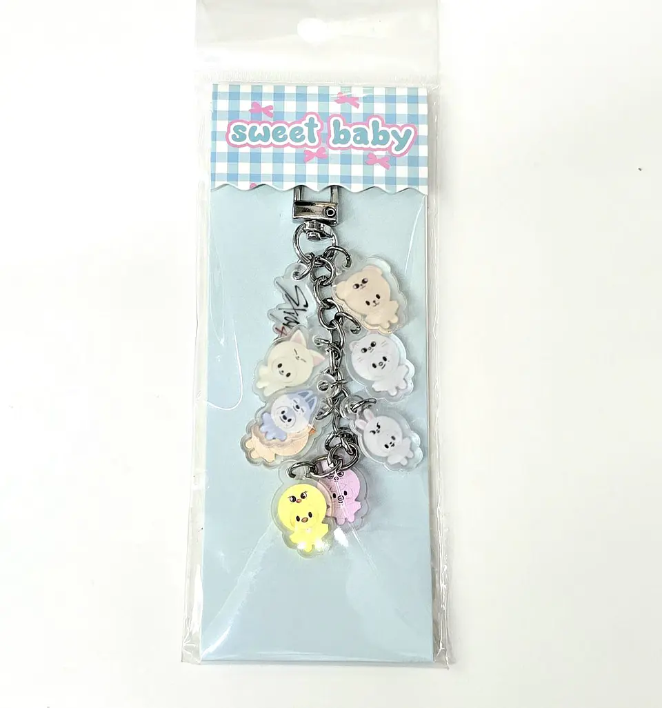 CHARM CORTO VARIEDADES K-POP 10