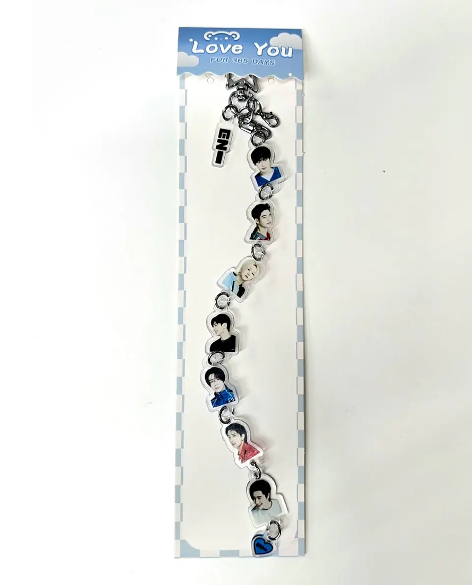 CHARM LARGO VARIEDADES K-POP 3