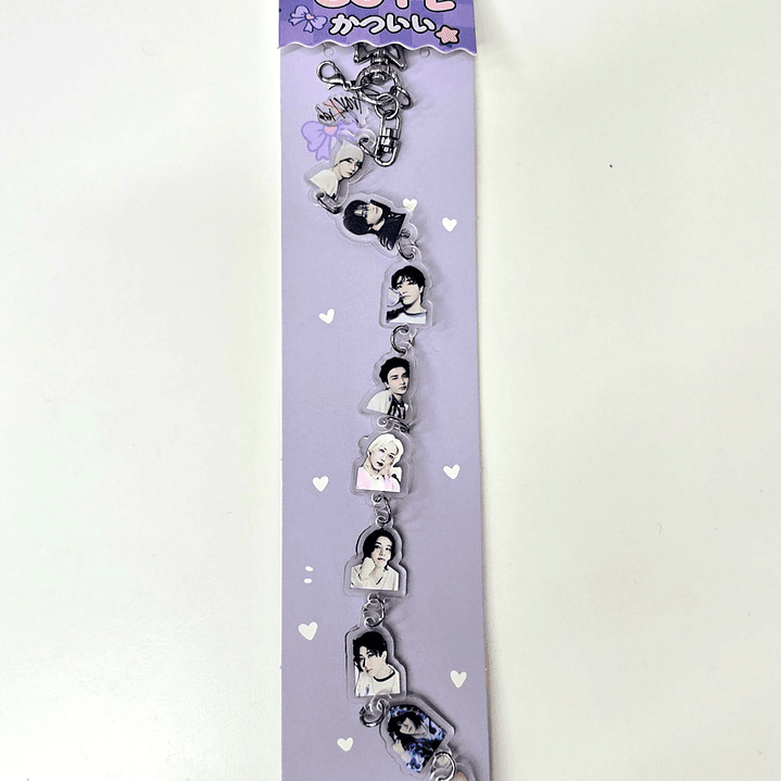 CHARM LARGO VARIEDADES K-POP 9