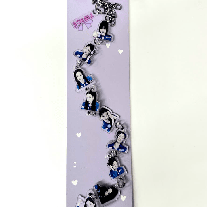 CHARM LARGO VARIEDADES K-POP 11